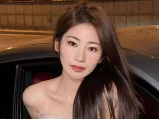 ailisilian's Live Nude Chat