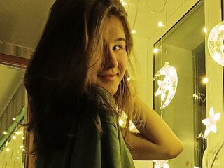 AliceBrew's Live Nude Chat