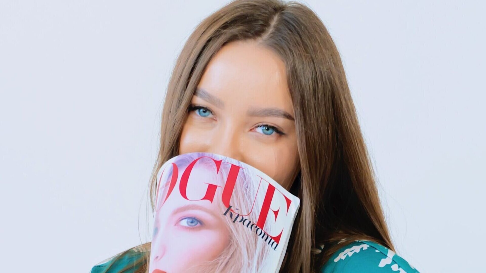 AmeliaBarnes's Live Nude Chat