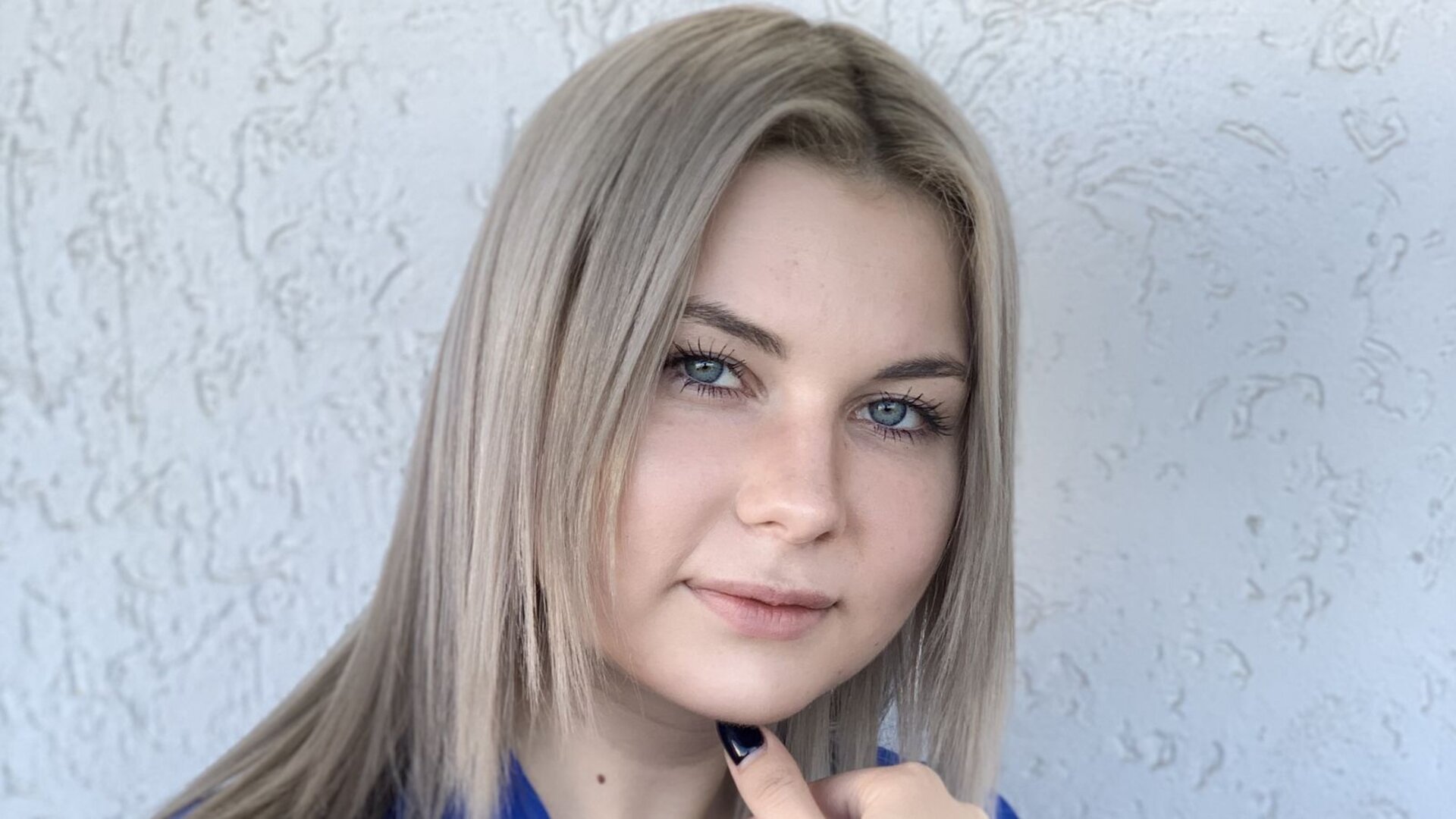 AmiaWilson's Live Nude Chat