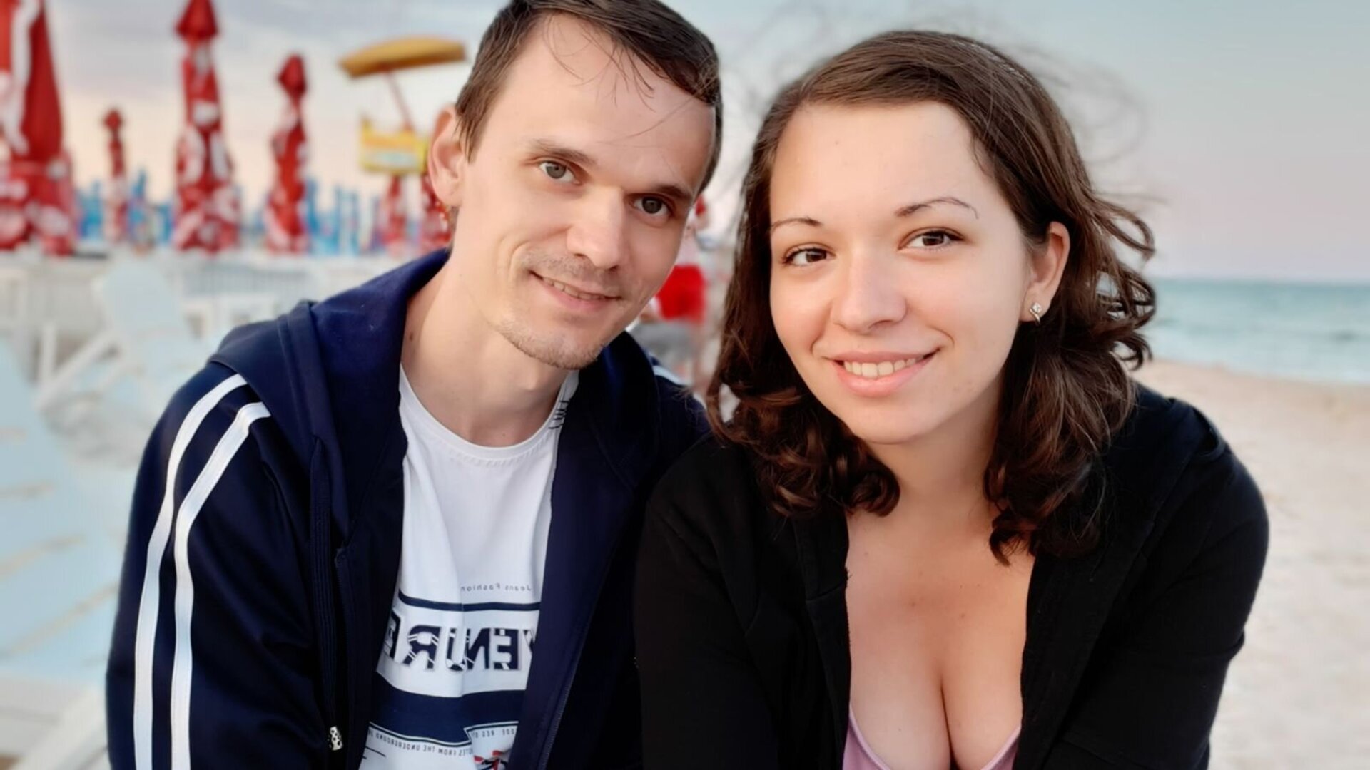 AnetteRony's Live Nude Chat