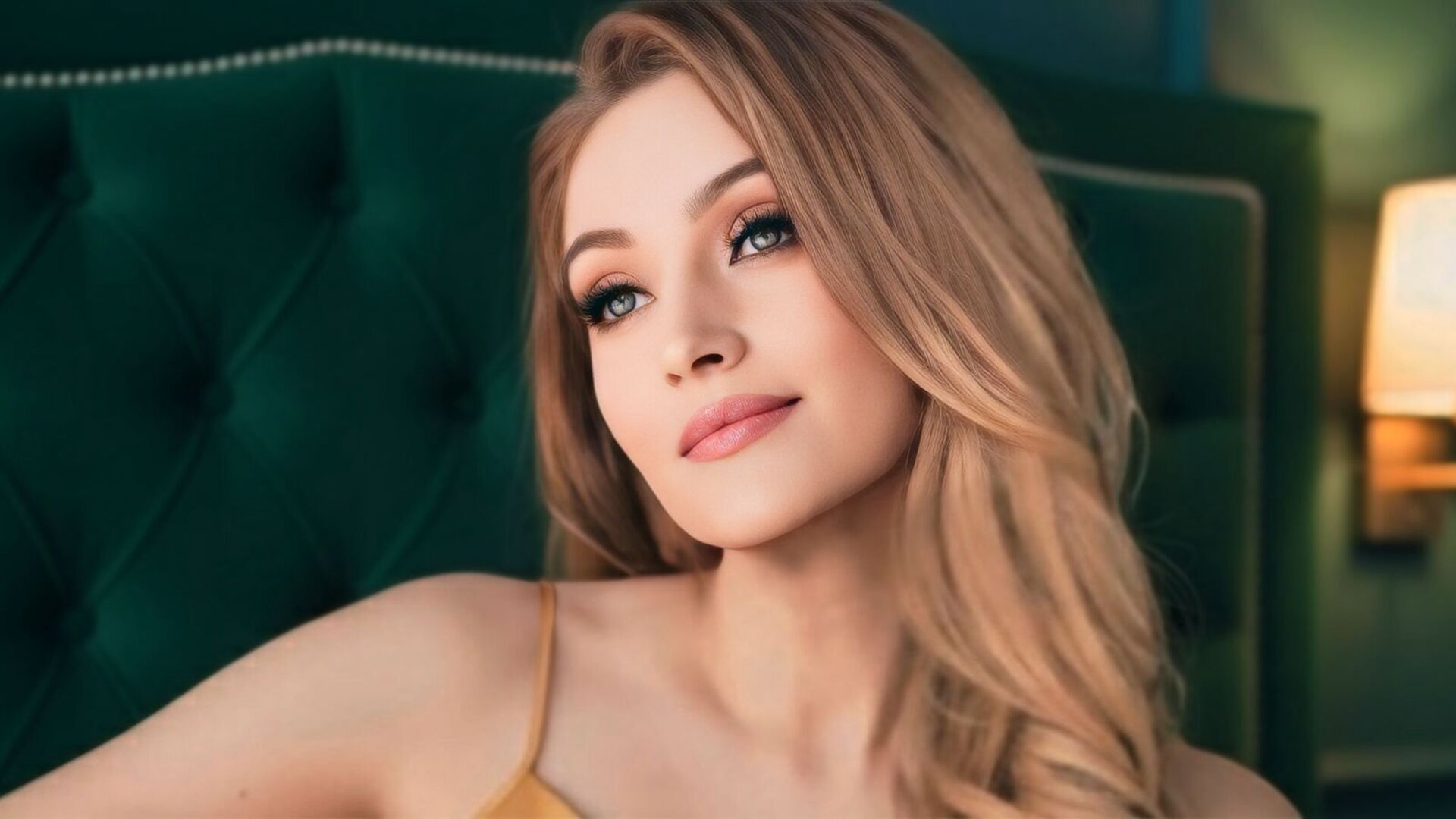 AniClark's Live Nude Chat