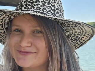 AnnaVyxen's Live Nude Chat