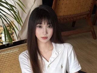 AntoniaIna's Live Nude Chat