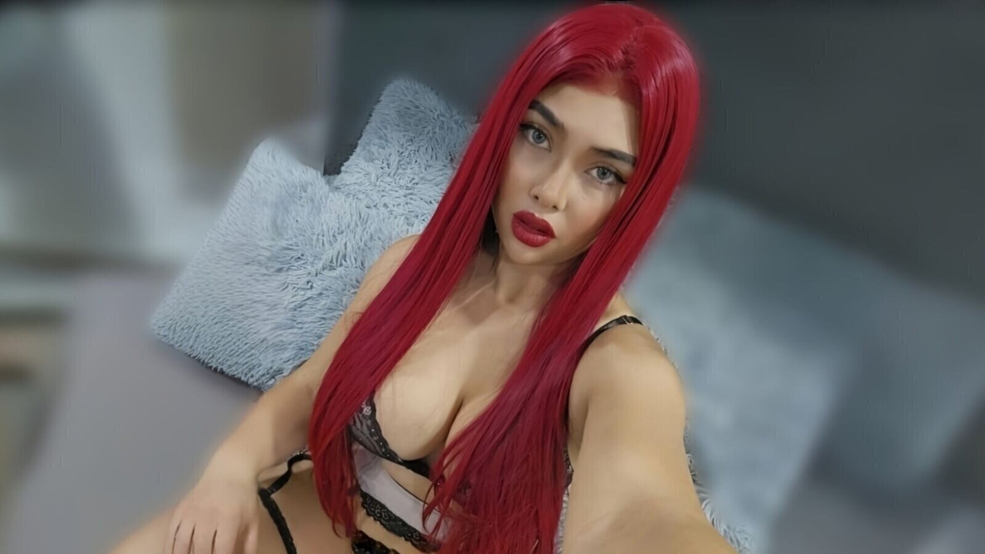 ArieFerre's Live Nude Chat