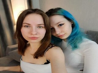 BelenAndLucia's Live Nude Chat