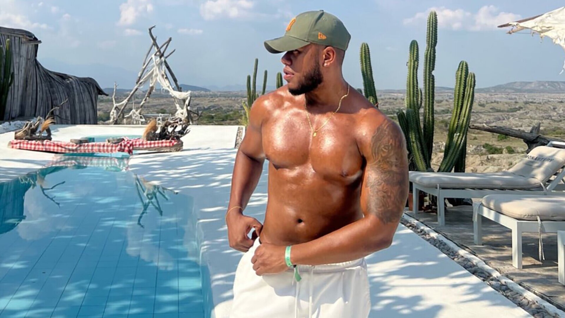 BenjaminCol's Live Nude Chat