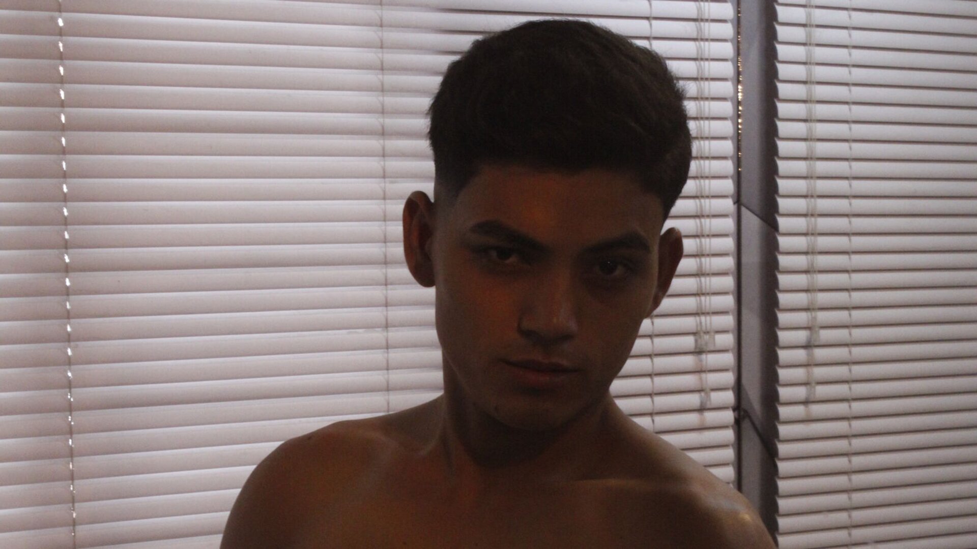 CamiloGarcia's Live Nude Chat