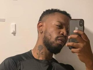 CamiloMelo's Live Nude Chat