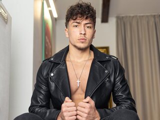 CharlieFinn's Live Nude Chat