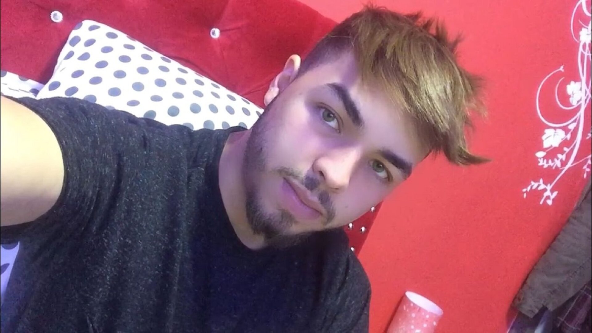 DamonBloom's Live Nude Chat