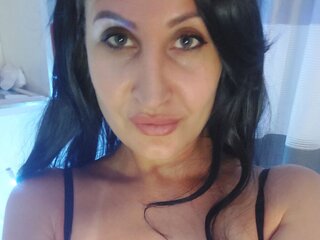 ElyPost's Live Nude Chat