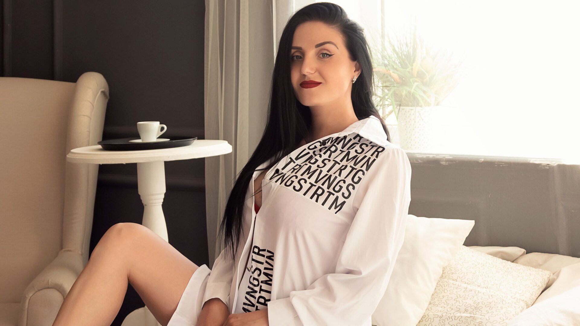 EmiliMiller's Live Nude Chat