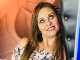 EmiliaBedy's Live Nude Chat