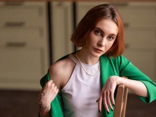 HildaBinky's Live Nude Chat