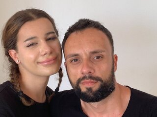 IvoAndLilly's Live Nude Chat