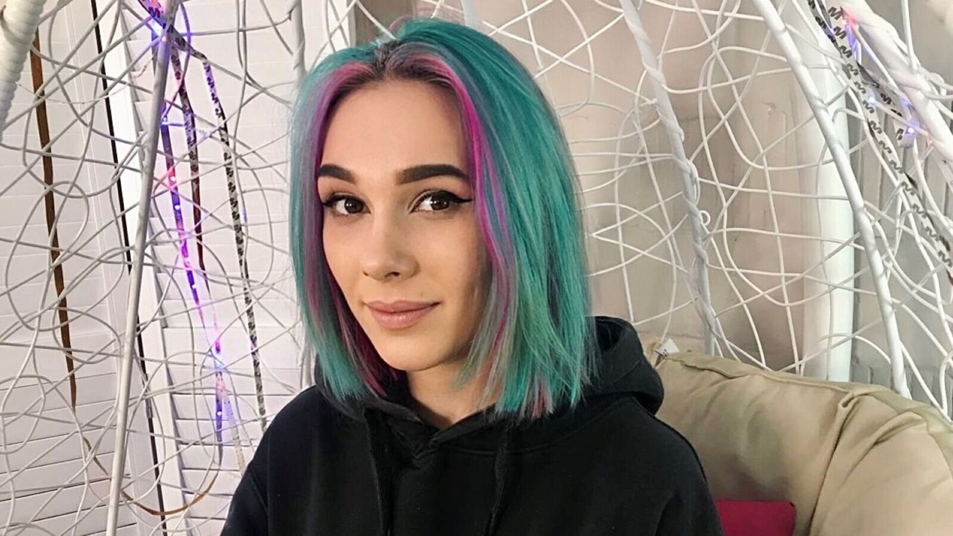 JasmineJenkins's Live Nude Chat