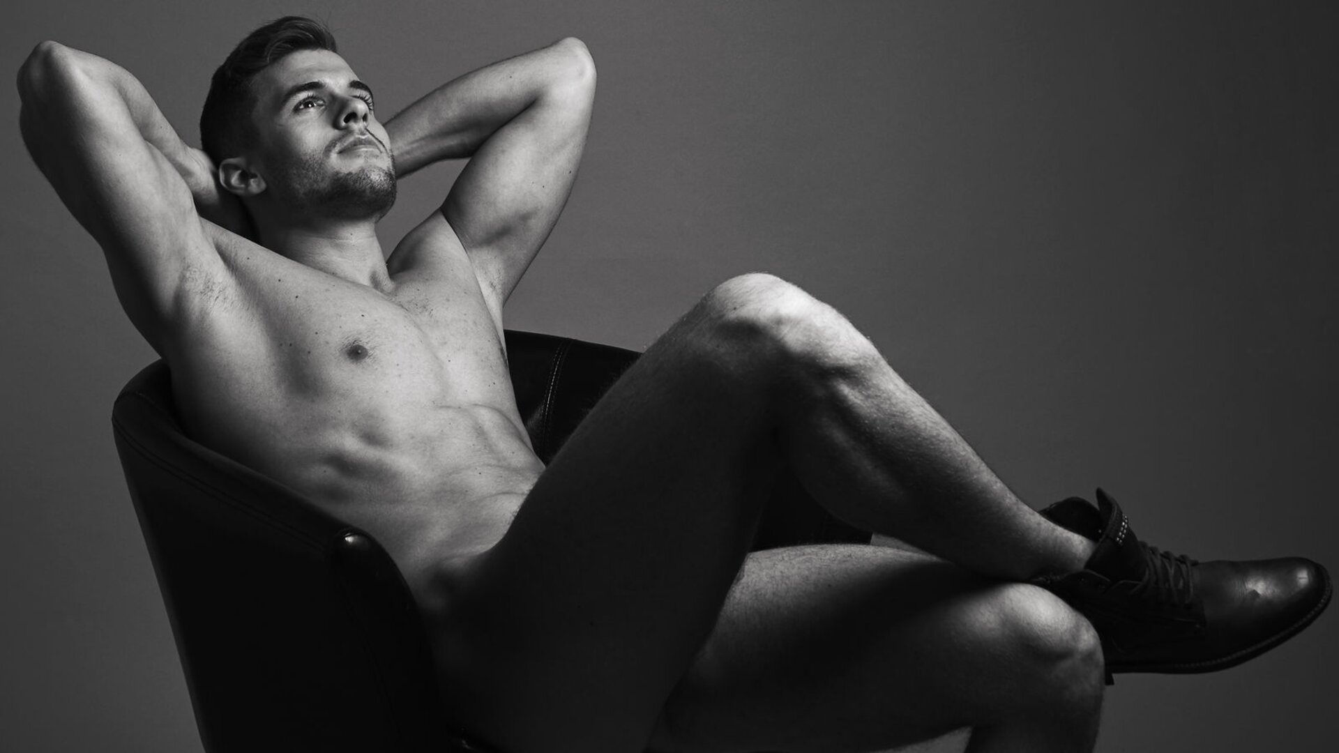 JustinMateOne's Live Nude Chat