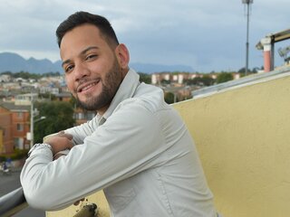 JustinSantos's Live Nude Chat