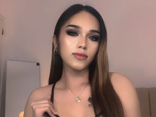 KarinaLaire's Live Nude Chat