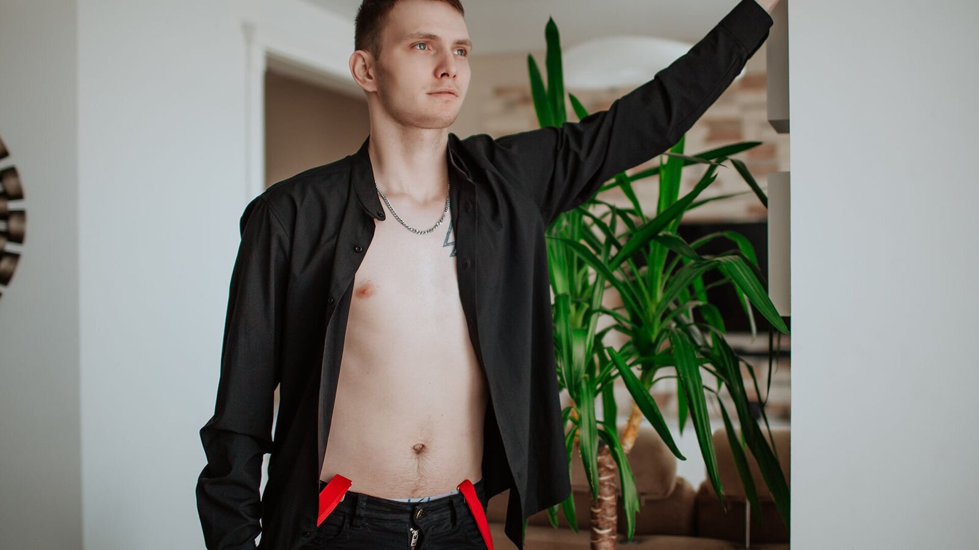 Kero's Live Nude Chat