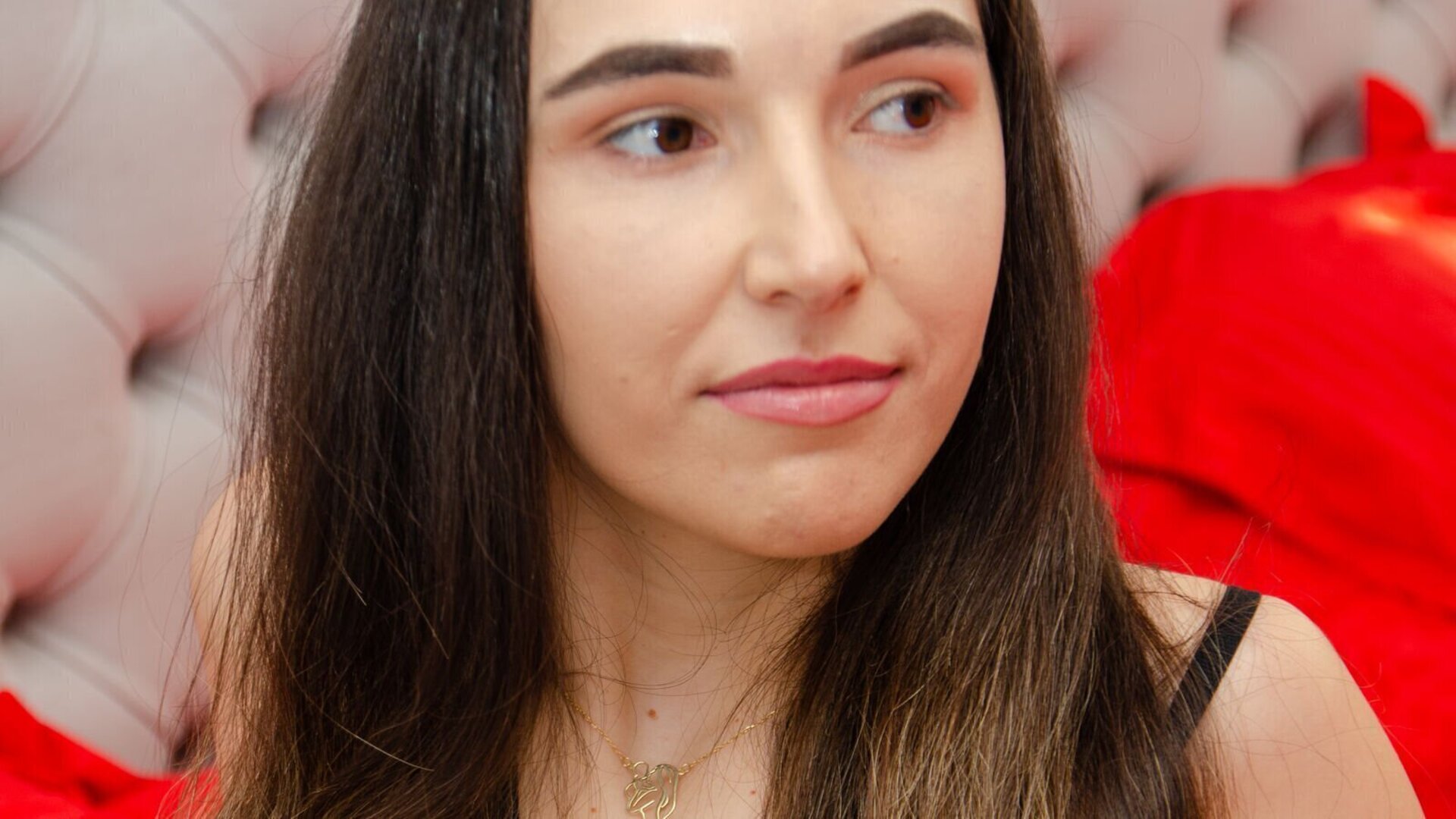 KityAnais's Live Nude Chat