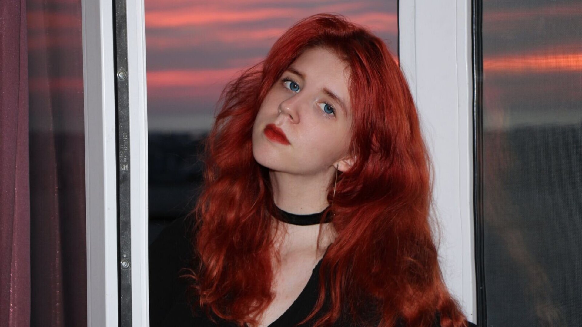 LadyLun's Live Nude Chat