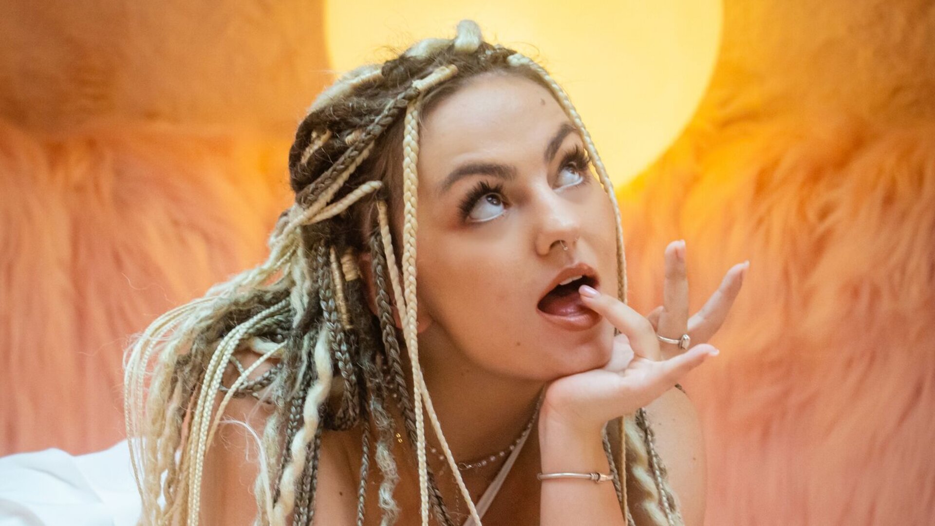 LollyMur's Live Nude Chat