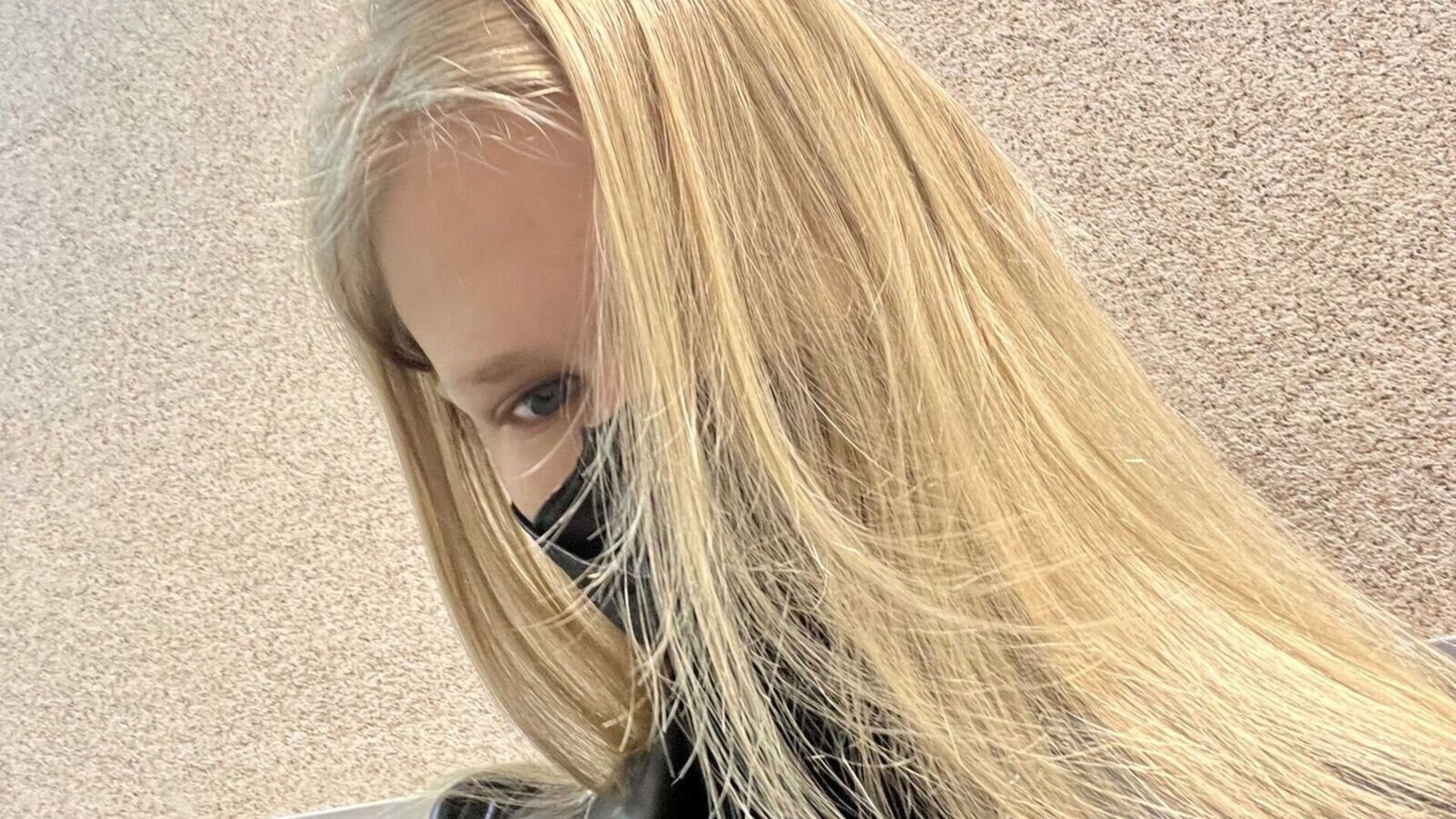 LumaMoon's Live Nude Chat