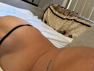 Luvthecam's Live Nude Chat