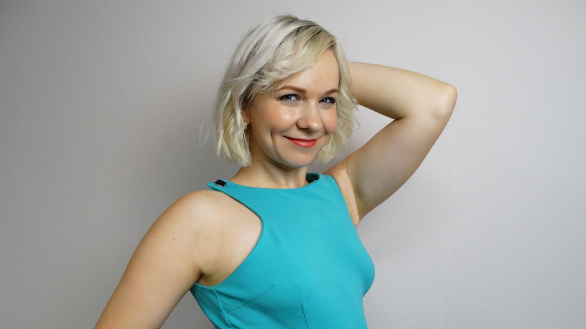 MadonnaCurtis's Live Nude Chat