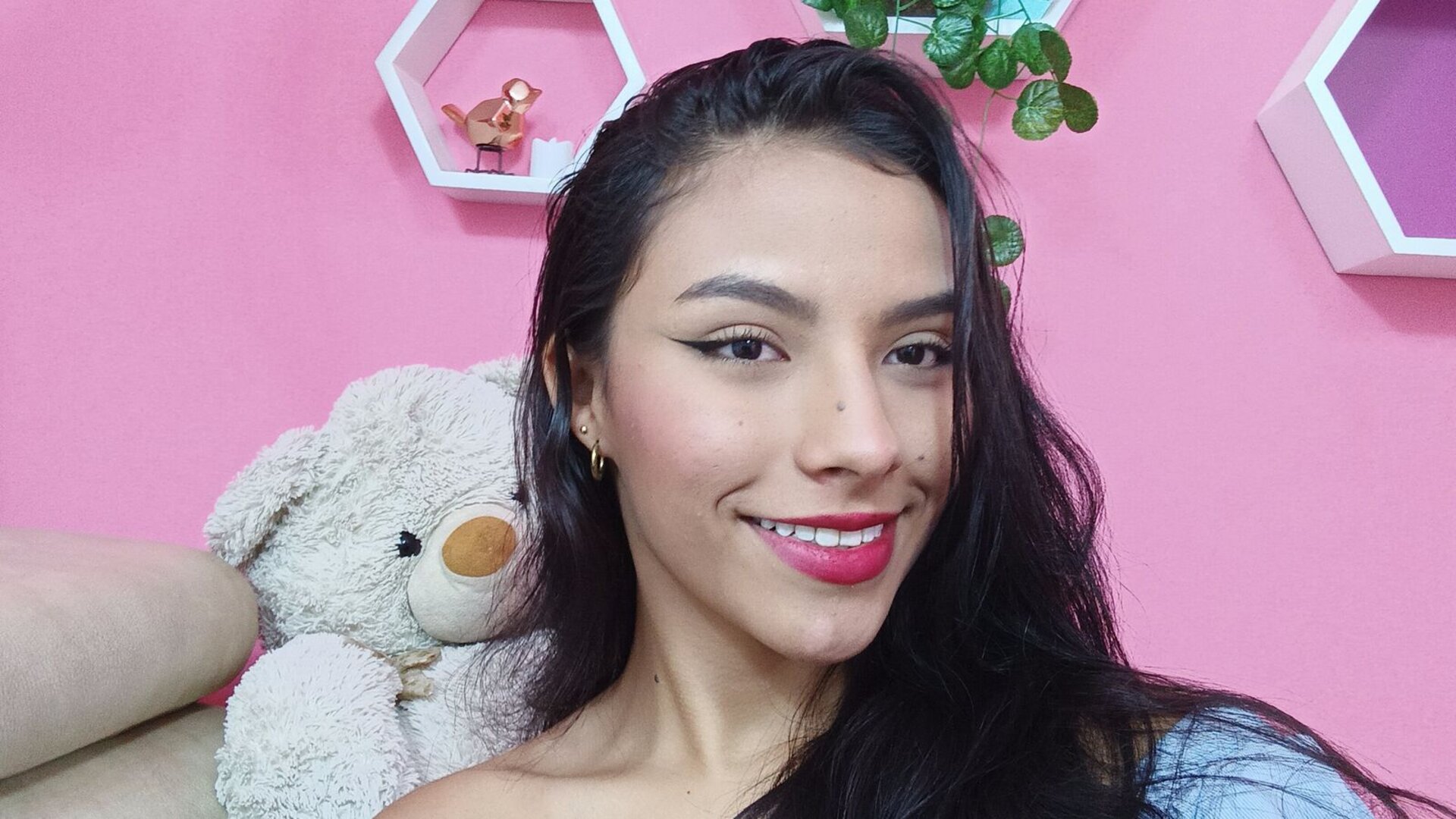 MaluTorres's Live Nude Chat