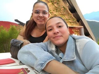 MariaAndCorina's Live Nude Chat