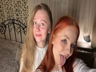 MariamAndDivina's Live Nude Chat