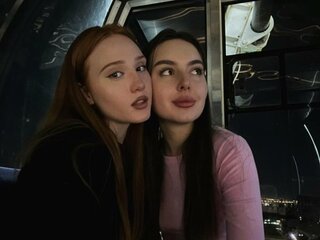 MaryAndGraces's Live Nude Chat