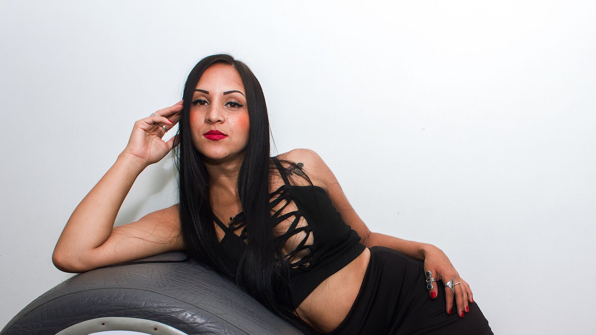 Miale's Live Nude Chat