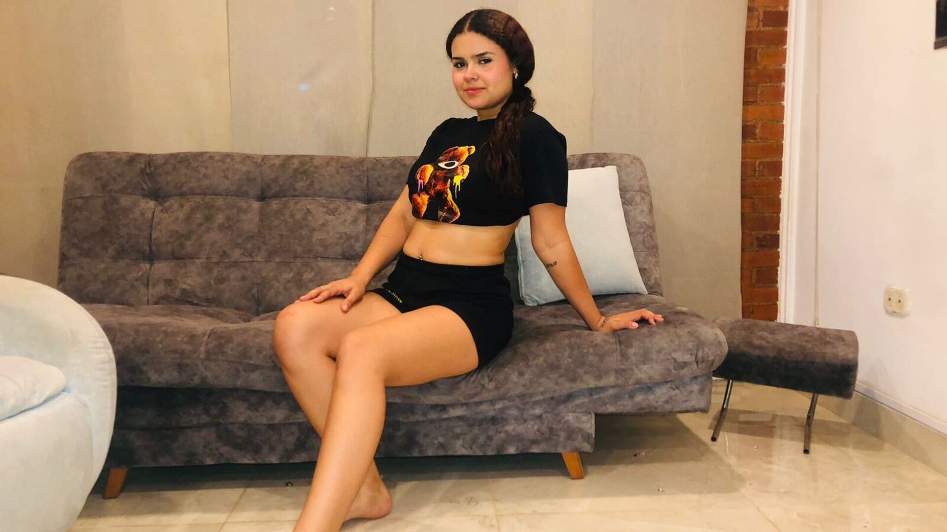 MiaySofia's Live Nude Chat