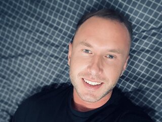 MikeJason's Live Nude Chat