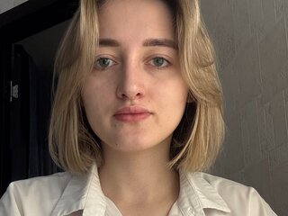 MikkiBartl's Live Nude Chat