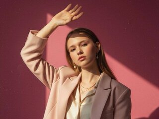 NabukaLineskine's Live Nude Chat