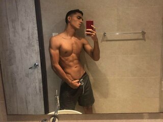 NoahCol's Live Nude Chat