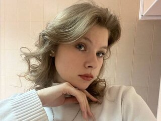 NoemiEzernack's Live Nude Chat