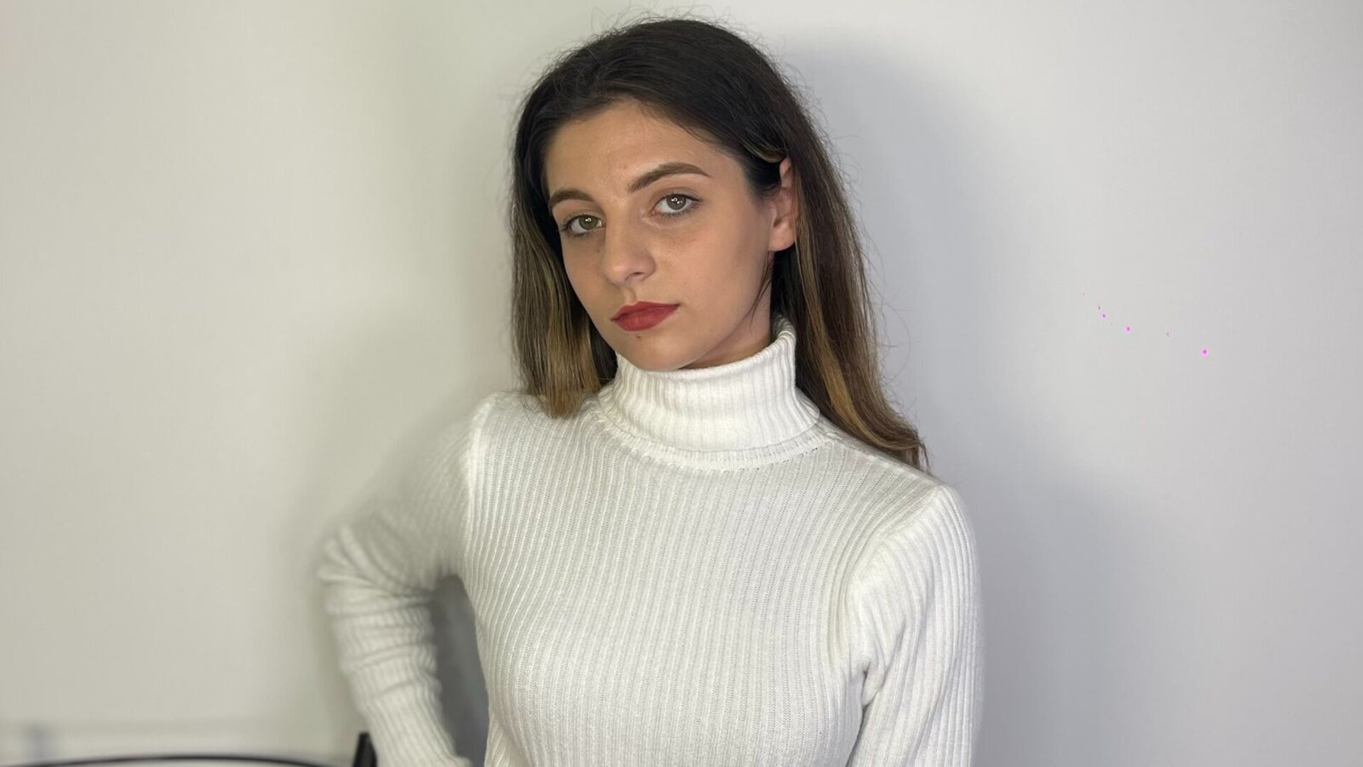 PearlyStout's Live Nude Chat