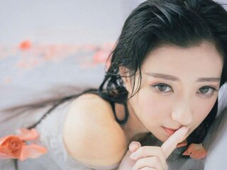 RebeccaLisa's Live Nude Chat
