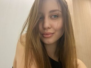 RedEdvi's Live Nude Chat
