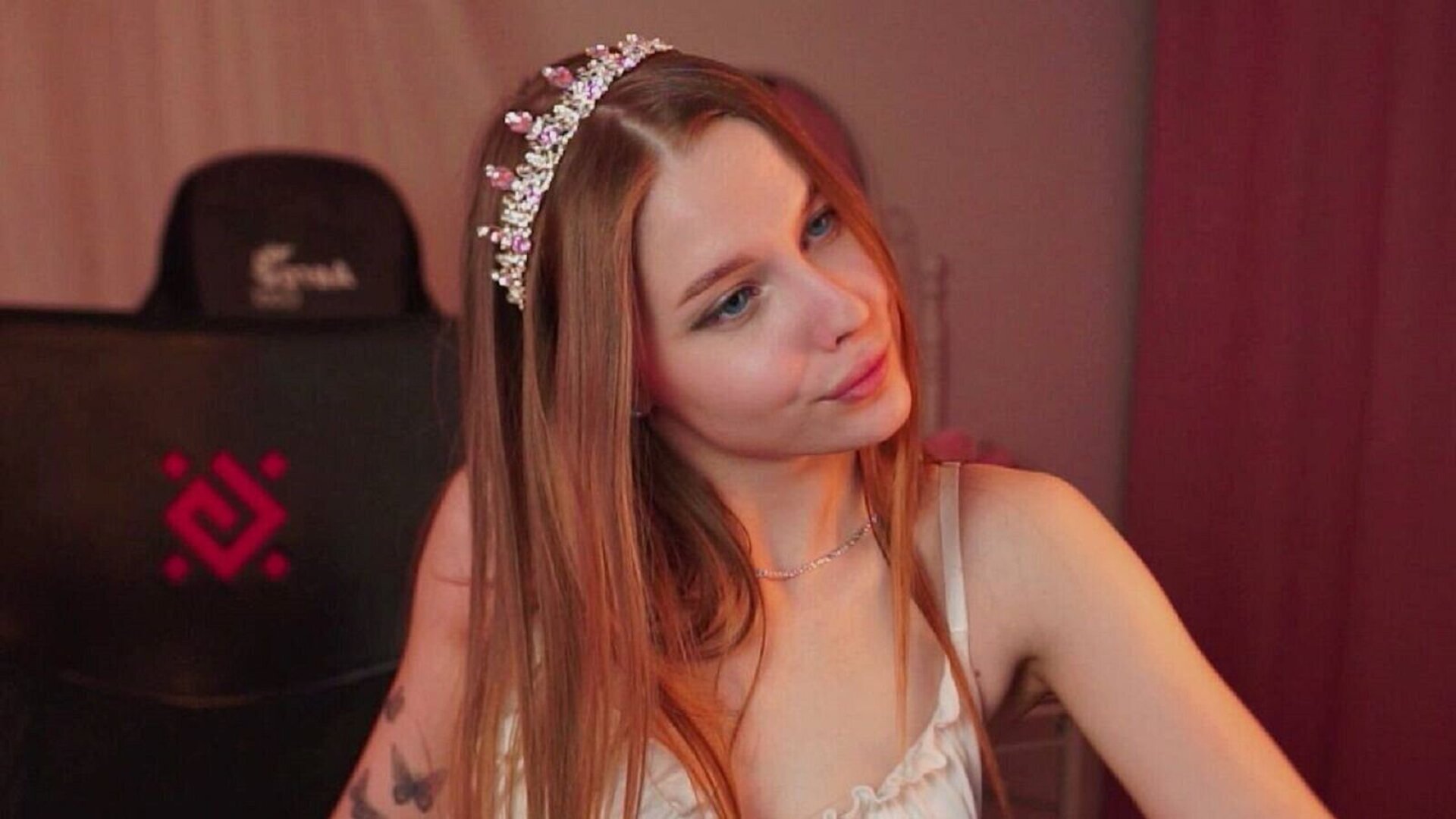 RinaMous's Live Nude Chat