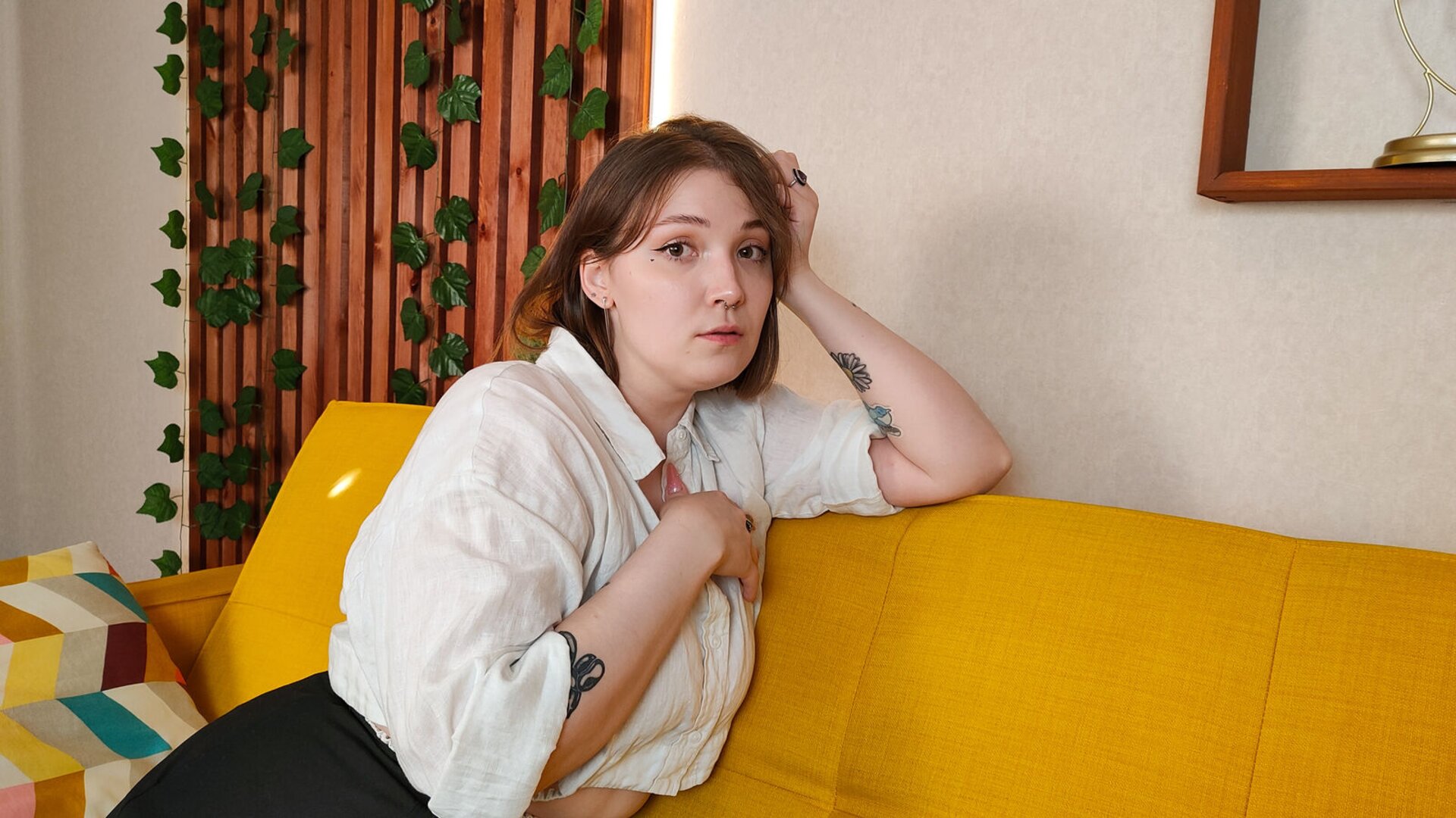 RoseMuly's Live Nude Chat