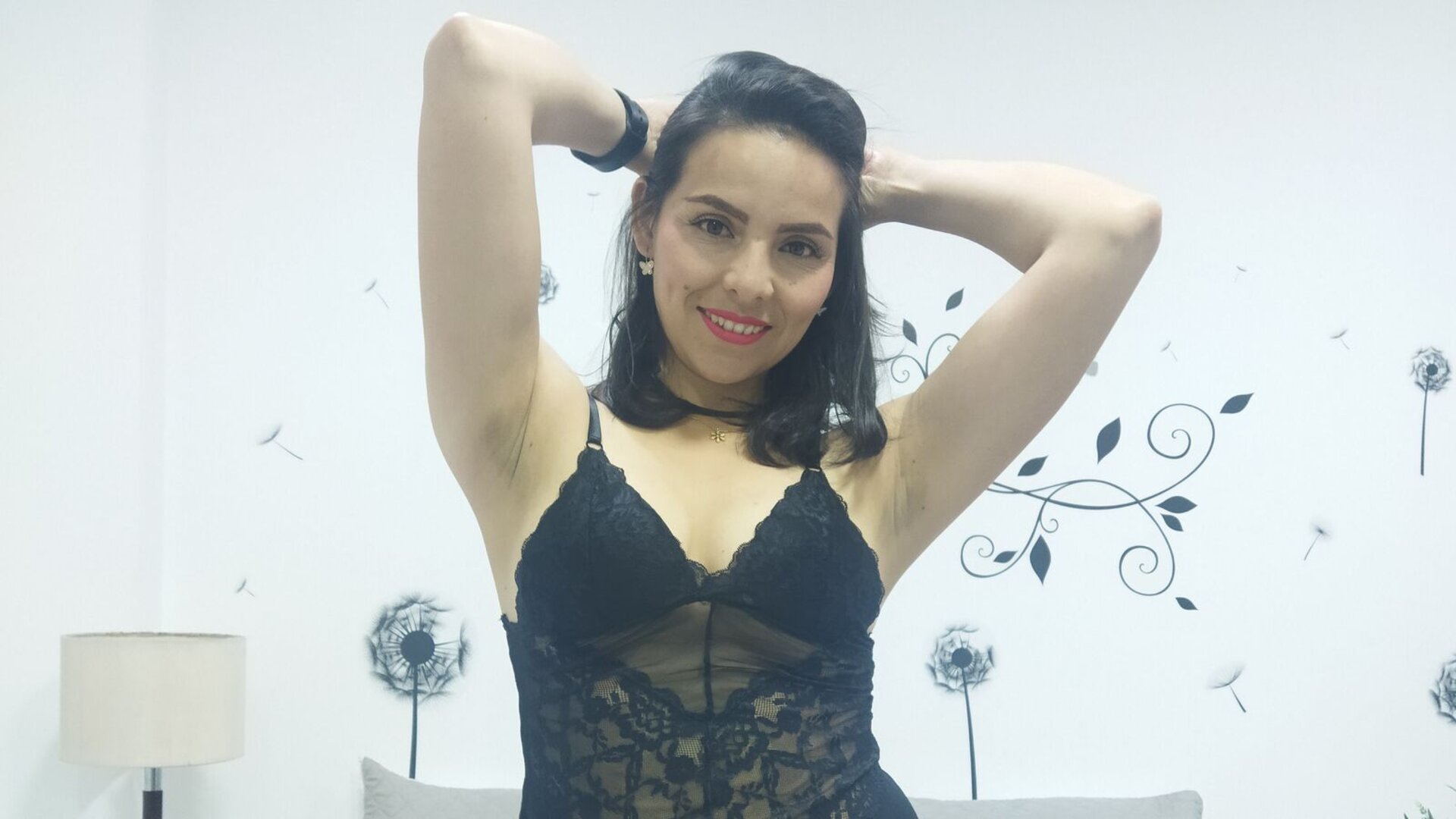 RoxannMiller's Live Nude Chat