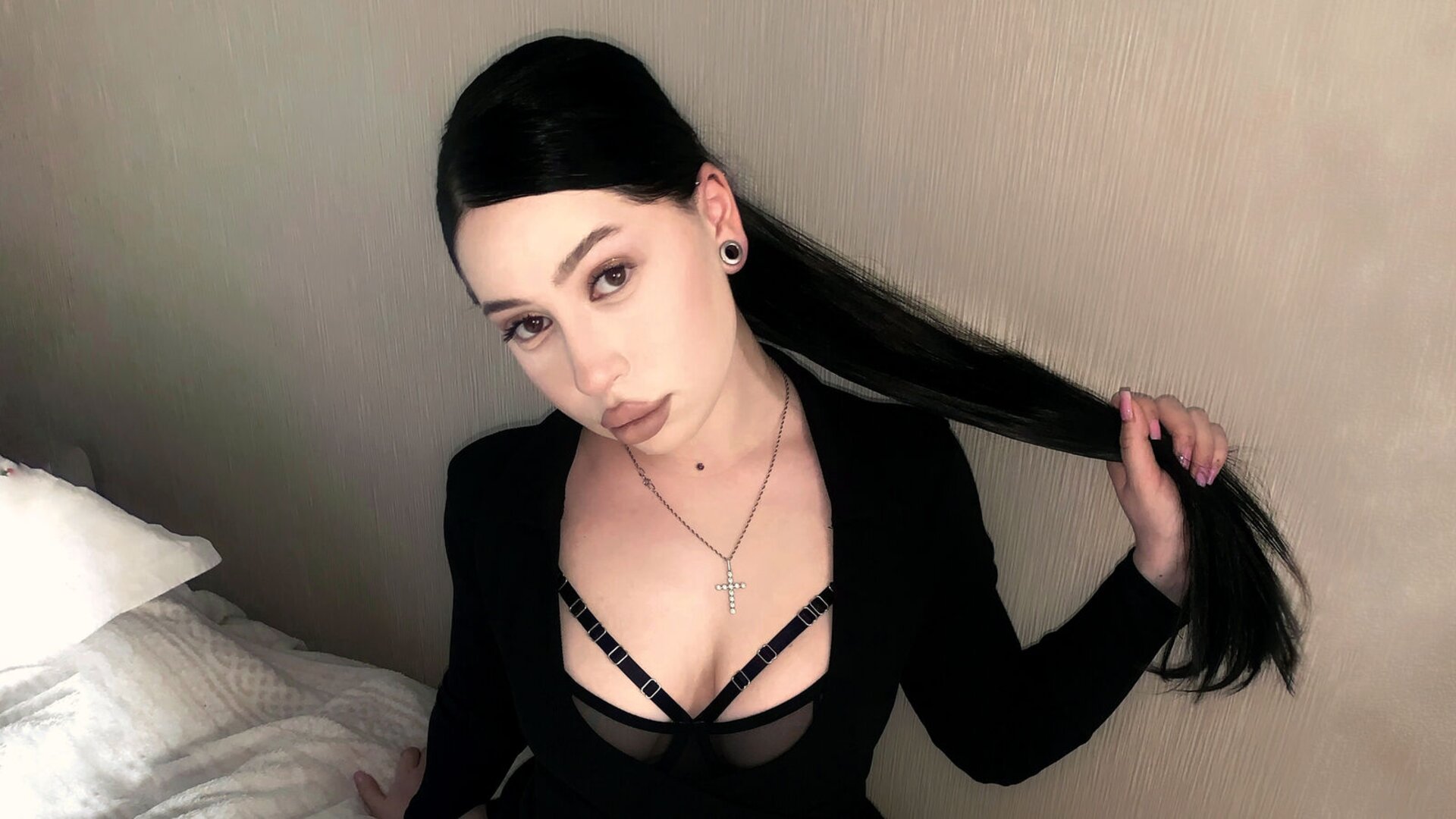 RubyMarlow's Live Nude Chat