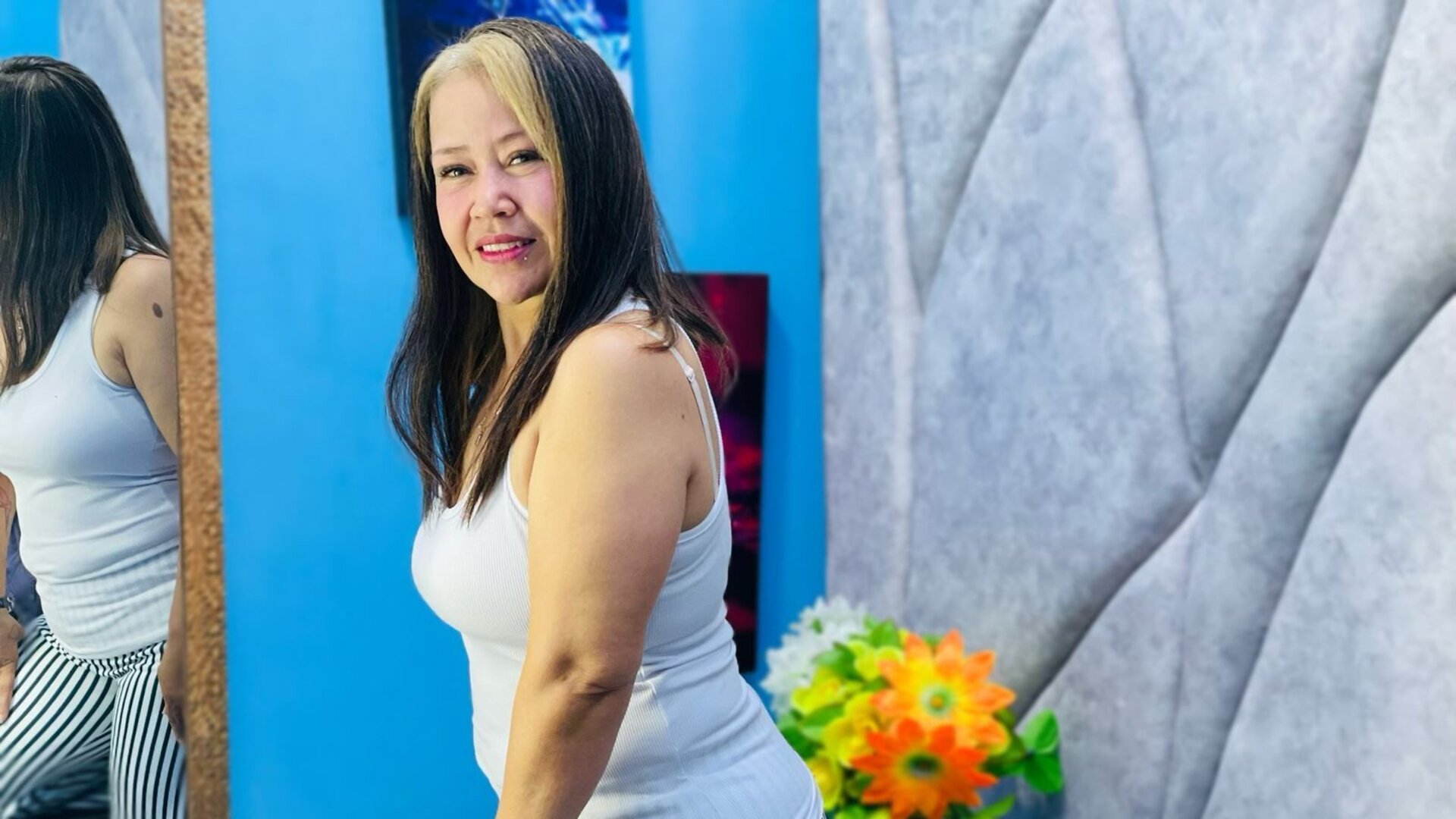 SaraBrooke's Live Nude Chat